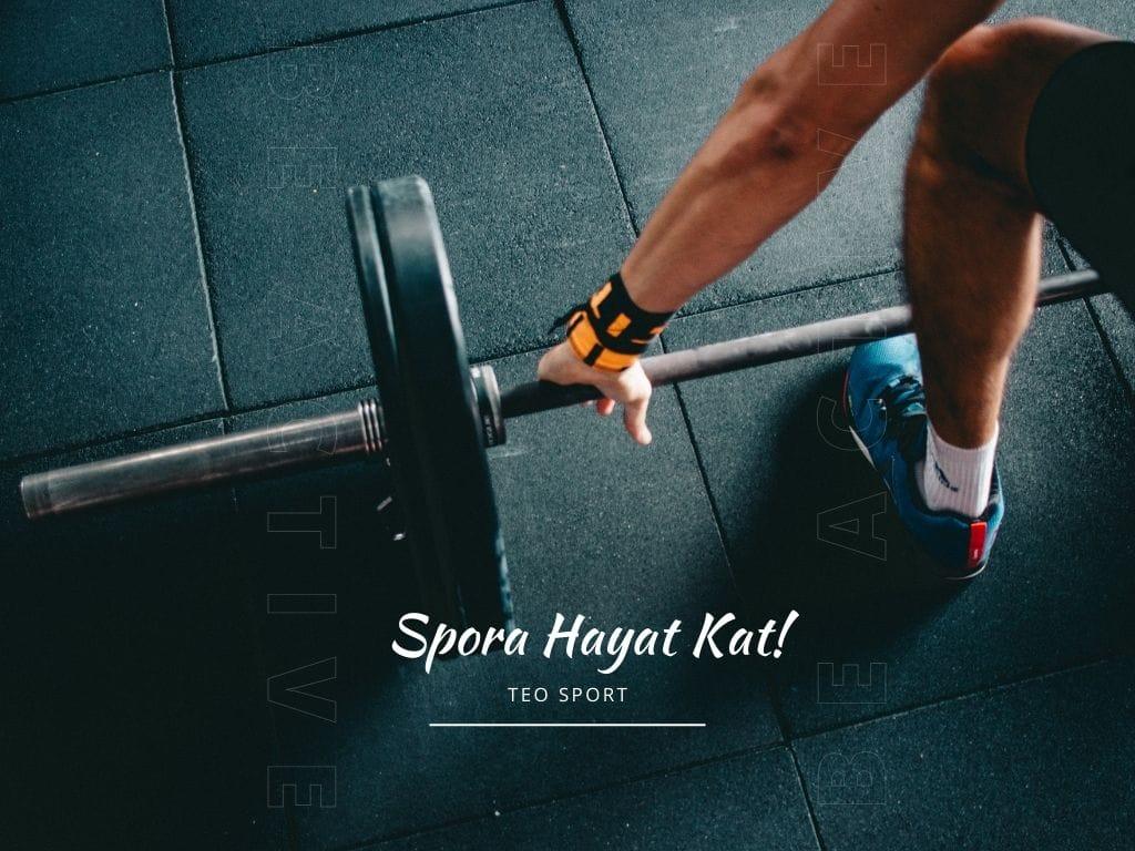 teoman-etensel-personal-trainer Spor Salonunda Ağırlık ile Çalışan Sporcu